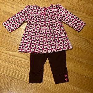 Savannah Outfit Tunic Heart Top with matching leggings Size 6 Months